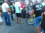  بالصور: 3 إصابات بحادث طرق مروّع في شارع "هابسور" وسط مدينة يافا